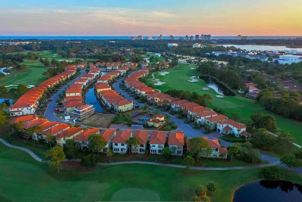 4 Bedroom House On The Golf Course With 2 Golf Carts! 데스틴 외부 사진